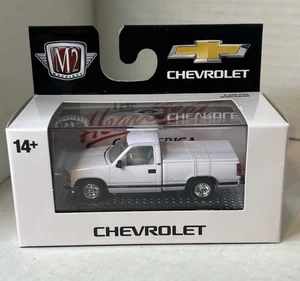 M2 Machines 1991 Chevrolet C1500 Silverado White WMTS17 23-02 1:64 Walmart Chevy - Bild 1 von 7