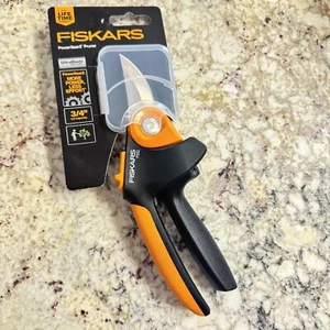 Fiskars PowerGear2 Pruner - UltraBlade Technology for Effortless Cutting - Picture 1 of 4