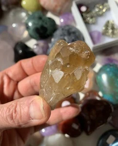 Citrine (natural) standing Congo cluster healing crystal - Picture 1 of 5