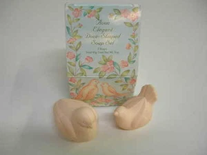 AVON. ELEGANT "DOVE-SHAPED" SOAP SET! NIB! L@@K! - Picture 1 of 1