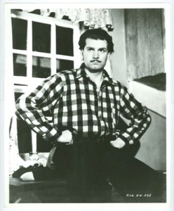LAURENCE OLIVIER movie photo 49th PARALLEL - Picture 1 of 1
