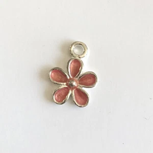 10 x Pinky Orange Metal Enamelled Flower Charms approx 10mm New - Picture 1 of 2