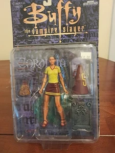 CORDELIA FROM BUFFY - 6" - CHEERLEADER OUTFIT - MEGAPHONE, POMPOM - PLATFORM - Picture 1 of 1