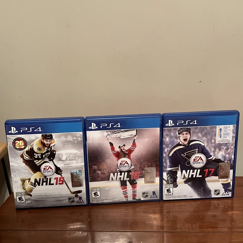 PS4 NHL Game Bundle - NHL 15/NHL 16/NHL 17 CIB - PS4 Video Game Lot Of 3 - Image 1 of 4