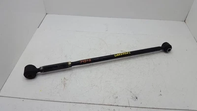 Braços traseiros de localização inferior para motorista 92-96 LEXUS ES300 688064 - Imagem 1 de 3