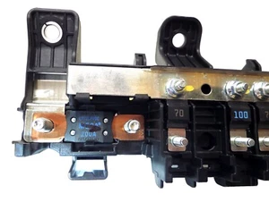 84014023 OEM Battery Distribution Block Mega 200amp Fuse 2013-2019 Cadilla ATS - Picture 1 of 8