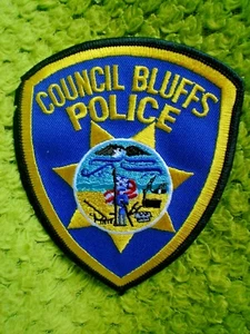 K8 1 X SEW ON CLOTH PATCH APPROX 10 CM COUNCIL BLUFFS POLICE - Picture 1 of 1