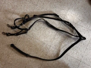 HARMOHN KRAFT pettorale misura cavallo piatto nero NUOVO - Foto 1 di 3