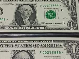 2 One Dollar 1999 Stern Scheine fortlaufende Seriennummern ÜBER BANKFRISCH - Bild 1 von 17