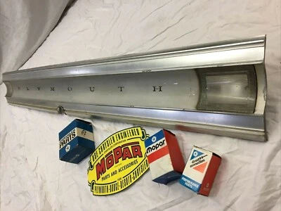 Plymouth Belvedere 1967 panel trasero acabado panel maletero tapa moldura Mopar Foto 1 de 4