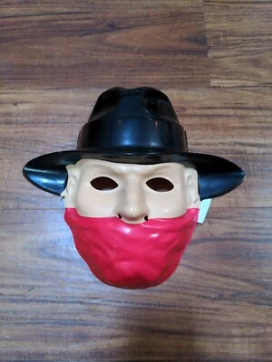 DC Comics-The Shadow 1994 Vinyl Collectable Halloween Mask- Rare - Image 1 of 3