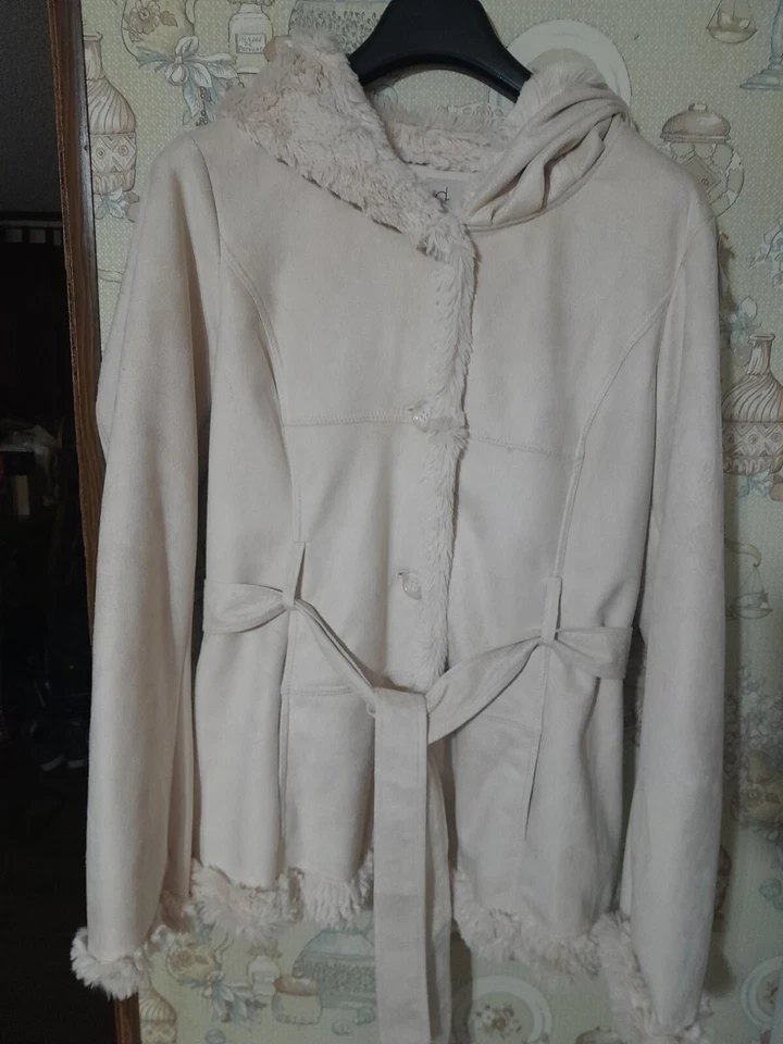 Abrigo Dressbarn Mujer Suave Imitación Piel Gamuza Sherpa Con Capucha Cremallera Completa Talla L Crema Foto 1 de 4