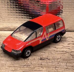 Hot Wheels Chevy Lumina Retro Van 1990 Red W/ Pink Retro Design