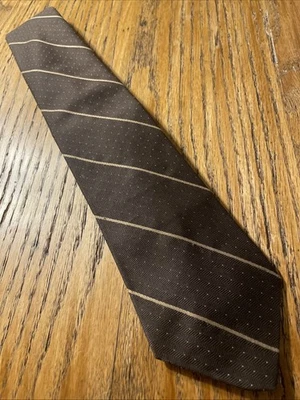 Gravata masculina listrada marrom vintage em excelente estado usado John Henry - Imagem 1 de 4