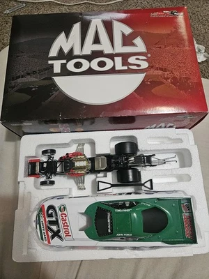 Coche divertido Mustang Mac Tools John Force 2002 1/24 Castrol. ESTE ES EL NÚMERO 1 DE 1800 Foto 1 de 4