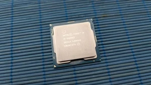Processeur Intel Core i9- 9900K F 3,6 GHz 8 cœurs LGA 1151v2 - Photo 1/3