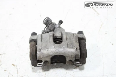 Pinza de freno trasera izquierda Ford Transit Connect 2014-2023 tracción delantera 2,0 L OEM Foto 1 de 4