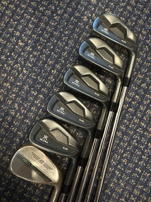 Juego de plancha Miura TC-201 Vokey SM10 46 9-5i True Spec X100 cable de terciopelo mediano  Foto 1 de 4