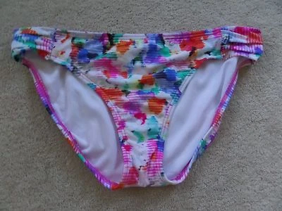 Nuevo con etiquetas Parte inferior de bikini Kenneth Cole Cabana Cutie Faja Hipster Talla L Multicolor Foto 1 de 3