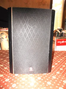 BOSTON ACOUSTICS CS26 SPEAKER CABINET WITH GRILLE - Picture 1 of 6