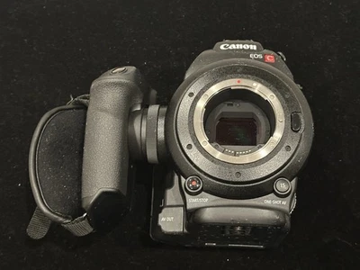 Canon C300 Cinema EOS Camcorder Body Only - Image 1 of 4
