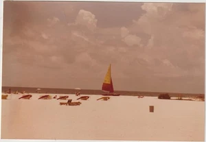 Ocean Beach Sailboat Tampa FL. Color Photo 3 1/2"x 5" 1981 - Picture 1 of 2