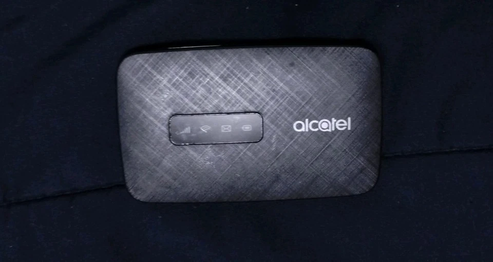 Punto de acceso WiFi Alcatel Linkzone 2 MW43TM - 4G LTE (T-Mobile) Foto 1 de 1