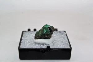 6 Ct. Roher SELTENER Turmalin in Smaragd MAI GEBURTSSTEIN königlich grün Edelstein Kristall - Bild 1 von 1