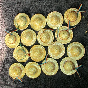 doll STRAW HATS 2" out 1" in diameter w/bag-ribbon flowers PRICE EACH (E) - Picture 1 of 4