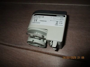 Bosch Buderus VJ2012ZZ12B Stellantrieb Actuator NEU - Picture 1 of 3
