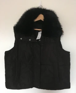 Women's Black padded sleeveless gilet/body warmer. Fur collar. Size L 16 - 18. - Picture 1 of 16