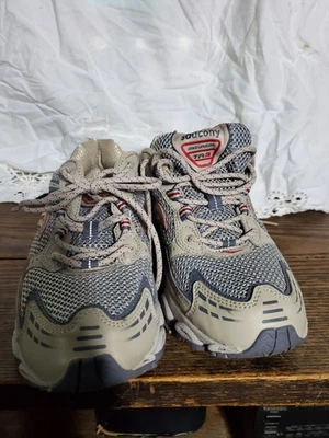 Женские кроссовки Saucony с сеткой розовые и серые размер 9,5 - Изображение 1 из 4