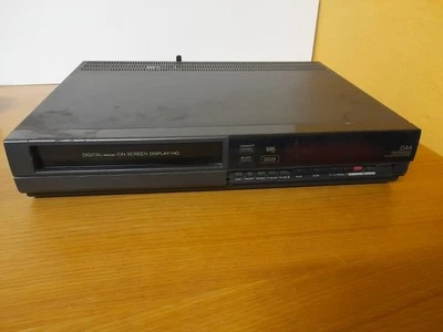 Hitachi Video Deck VT-M640E Lettore Vhs Non Funzionante Ricambi - Immagine 1 di 4