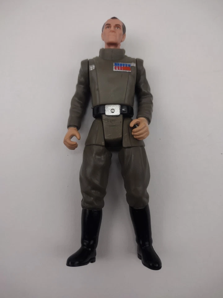 Figura de acción Star Wars El poder de la fuerza Grand Moff Tarkin 1997 Kenner  Foto 1 de 1