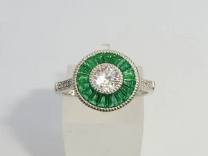 Damen Handarbeit Stil Halo 925 Sterling Silber Solid White Saphir Smaragd Ring - Bild 1 von 9