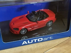 1/43 AutoArt diecast 2003 Dodge Viper SRT-10 cabrio 51701 - Picture 1 of 5