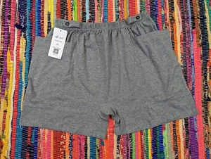 NWT Womens L Gray Soft Stretch Casual Pull On Shorts 5" Inseam With Big Pockets - Picture 1 of 12