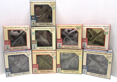 LOTE DE 9 SELLOS POSTALES MODELO POWER AVIÓN MILITAR SURTIDO EN CAJA Foto 1 de 4