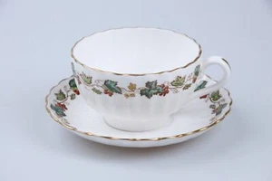 Teetasse mit Untere Spode Copeland Weinlaub 47932 - Bild 1 von 1