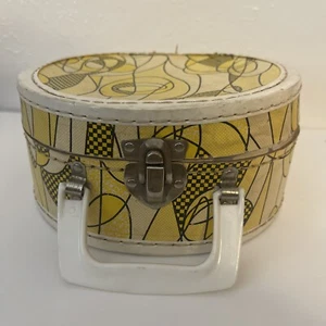 7.5” Wide & 4” High VINTAGE Case accessories. - Picture 1 of 5