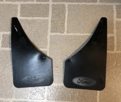 84-90 Ford Bronco II 2 guardabarros traseros concesionario original añadir usado Foto 1 de 4