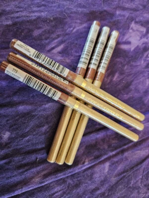 LOreal L'Oreal Colour Riche Anti Feathering Lip Liner Twist Pencil Color Choice - Image 1 of 4