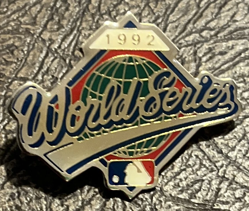 1992 WORLD SERIES pin TORONOTO BLUE JAYS Atlanta Braves multi-color 1/25" by 1" - Image 1 of 1