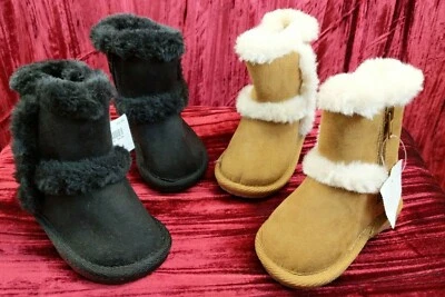 Nueva bota Myra forrada de piel sintética con cremallera con dedos adolescentes para niños pequeños bonita oveja  Foto 1 de 4