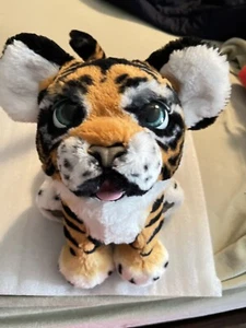 FUR REAL TYLER TIGER - Picture 1 of 3