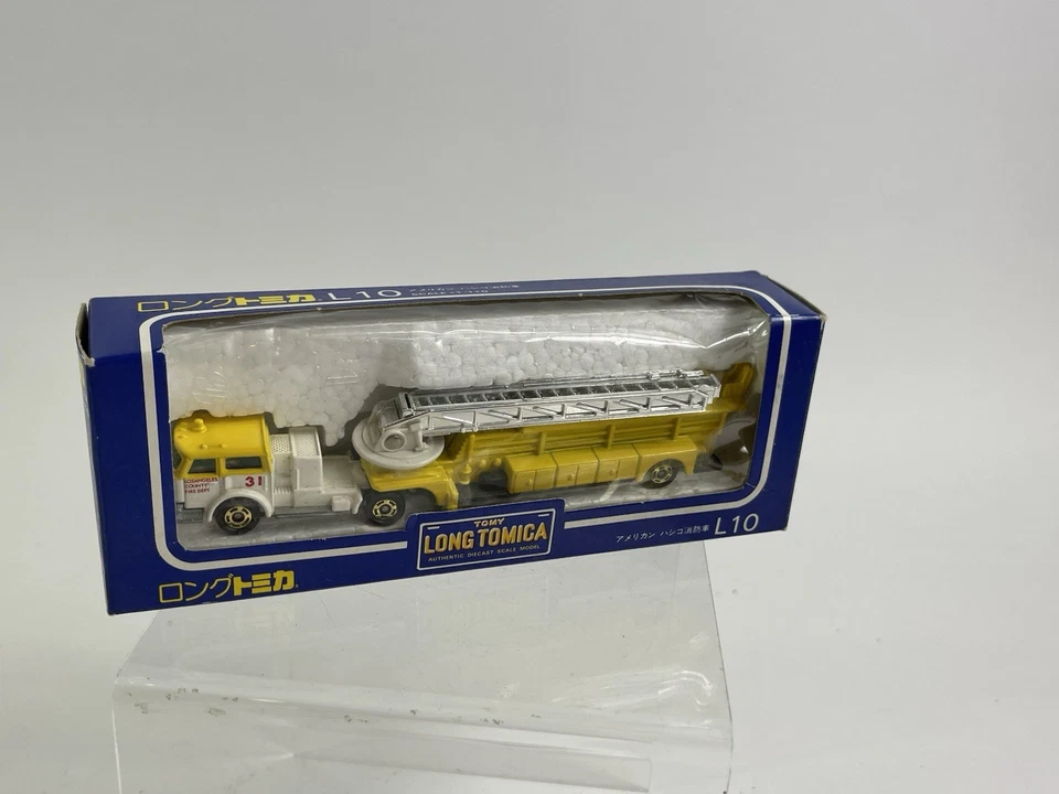 Vintage Tomica Long L10 American Lafrance 2-Piece Fire Truck Boxed Mint Japan - Image 1 of 4