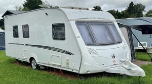Swift challenger 560, 4 Berth, Fixed Island Bed, 2007 Caravan - Picture 1 of 13