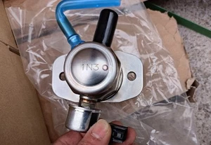 Bomba de combustible OEM 23101-47020 / 23101-47090 apta para Auris C-HR Corolla Levin 1.2T - Imagen 1 de 5