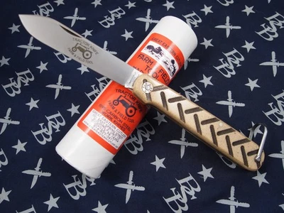 GREAT EASTERN CUTLERY GEC Farm & Field 962125 Tractor Knife, Traction Jigged Muslin Micarta