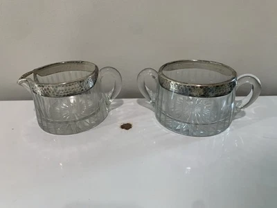 Malta antigua con incrustación de plata crema y azúcar de Steven’s And Curtiss, Wallingford Foto 1 de 4